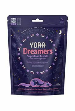 YORA Dog pamlsky z hmyzu Dreamers s bylinkami 100g